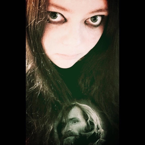 Meet your Posher, Angela - Picture 1 of 1